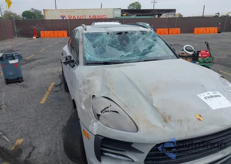 2021 Porsche Macan from USA, damaged, VIN WP1AA2A55MLB18135